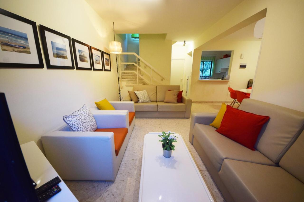 Christos Beach House ラルナカ エクステリア 写真